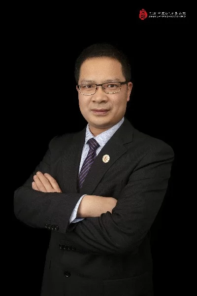 薛颖文