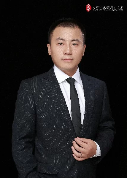 陈飞