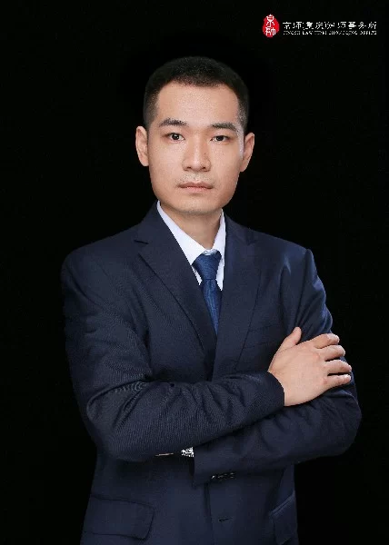 吴佳欣