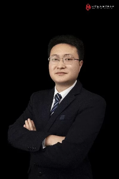 向卫明