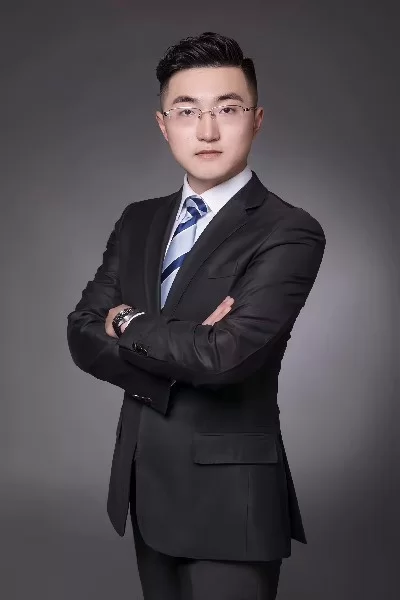 邓小龙