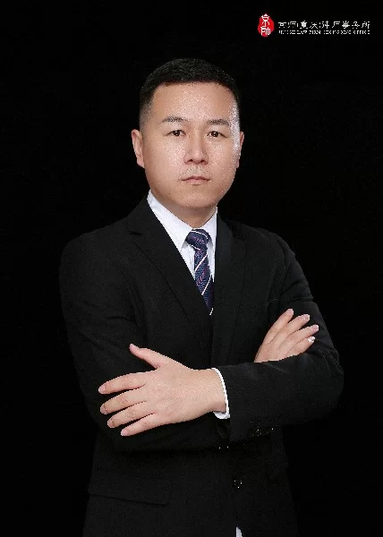 李超